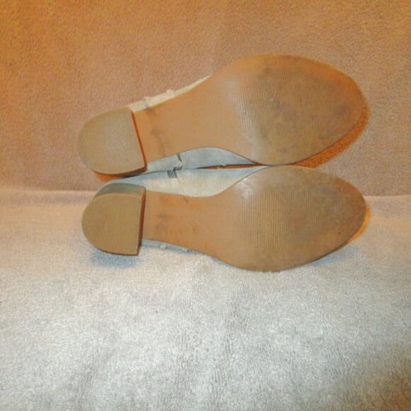 Coconuts by Matisse Ankle Boot Size 10 Spirit Suede Leather Zip Heel Neutral - Picture 12 of 12